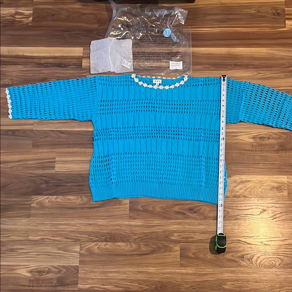 NEW POL Blue with white flower trim Women’s Sweater